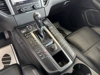 PORSCHE Macan usata 24