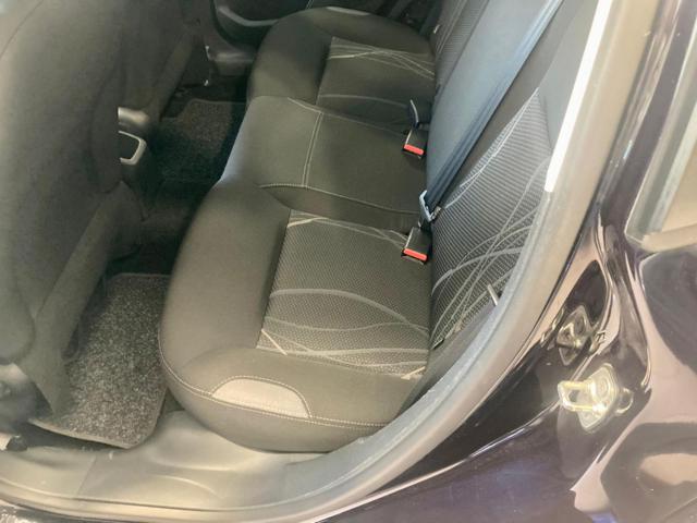 PEUGEOT 208 usata, con Autoradio