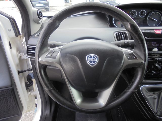 LANCIA Ypsilon usata 26