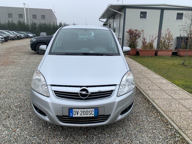 OPEL Zafira usata, con Airbag