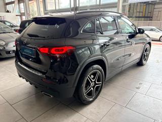 MERCEDES-BENZ GLA 180 usata, con Alzacristalli elettrici
