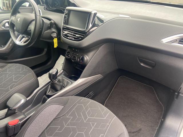 PEUGEOT 2008 usata, con Controllo trazione