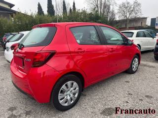 TOYOTA Yaris usata, con Airbag
