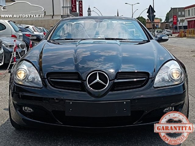 MERCEDES-BENZ SLK 200 usata, con Sensore di pioggia