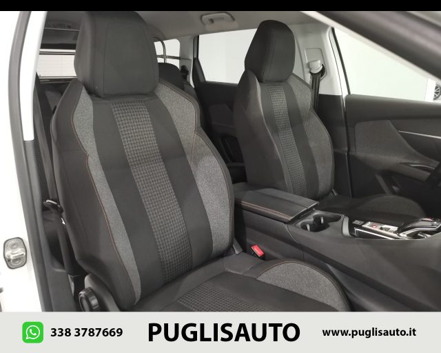 PEUGEOT 5008 usata, con Bluetooth