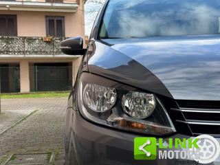 VOLKSWAGEN Touran usata, con Servosterzo
