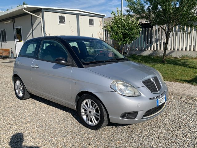 LANCIA Ypsilon usata, con Airbag laterali