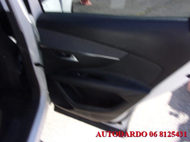 PEUGEOT 3008 usata, con Fendinebbia