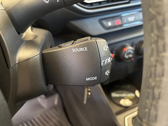 DACIA Sandero usata, con Sedile posteriore sdoppiato