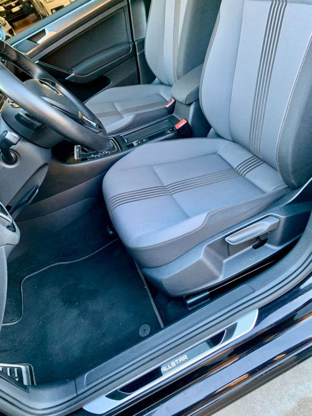 VOLKSWAGEN Golf usata, con Boardcomputer