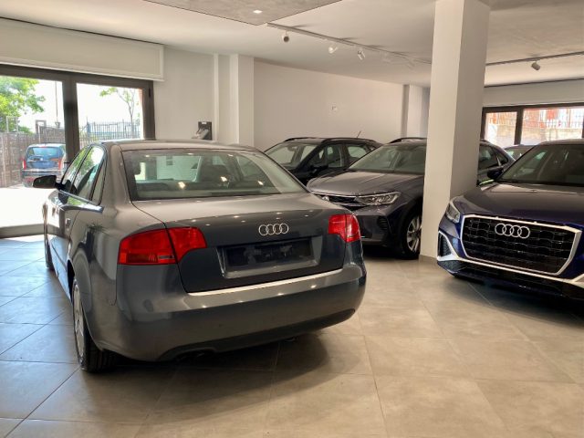 AUDI A4 usata, con Alzacristalli elettrici