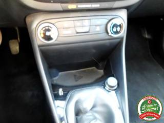 FORD Fiesta usata, con USB