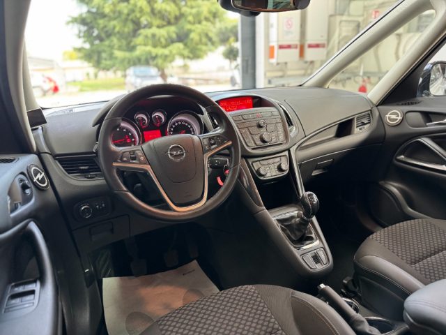 OPEL Zafira Tourer usata, con Fari Xenon