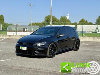 VOLKSWAGEN Golf R 4MOTION DSG
