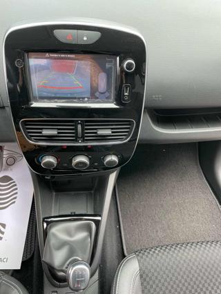 RENAULT Clio usata, con Sedile posteriore sdoppiato