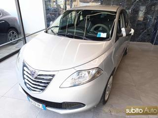 LANCIA Ypsilon usata, con Airbag