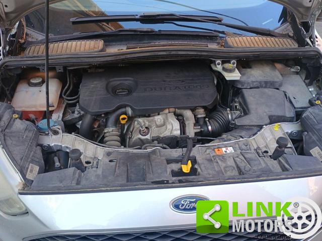 FORD C-Max usata, con Pneumatici quattro stagioni