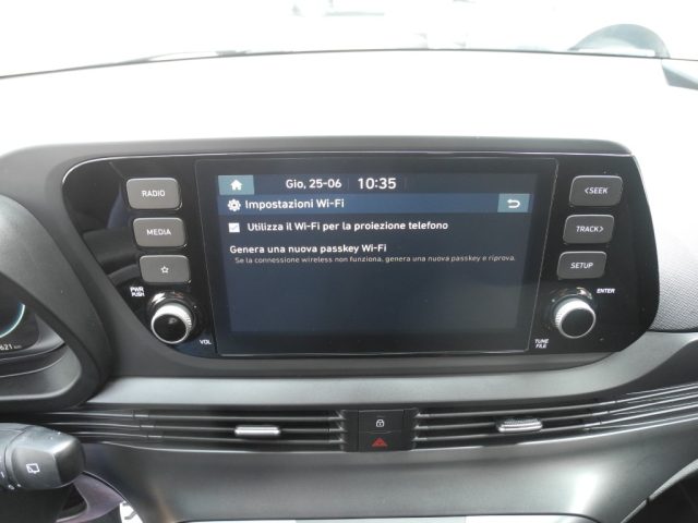 HYUNDAI Bayon usata, con Isofix