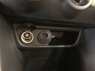 PEUGEOT 2008 usata, con Park Distance Control