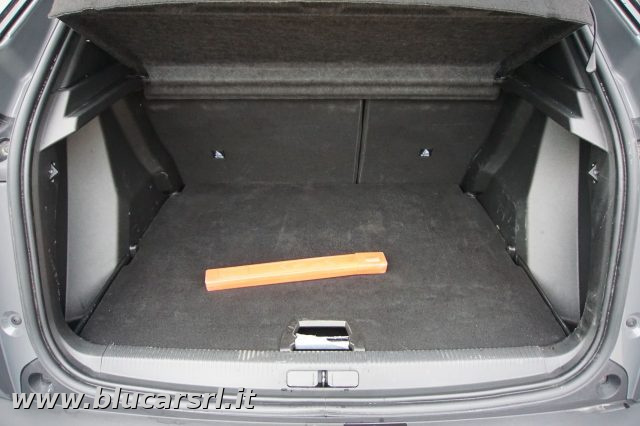 PEUGEOT 2008 usata, con Servosterzo