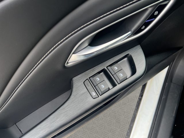 MG ZS usata, con Sensore di luce