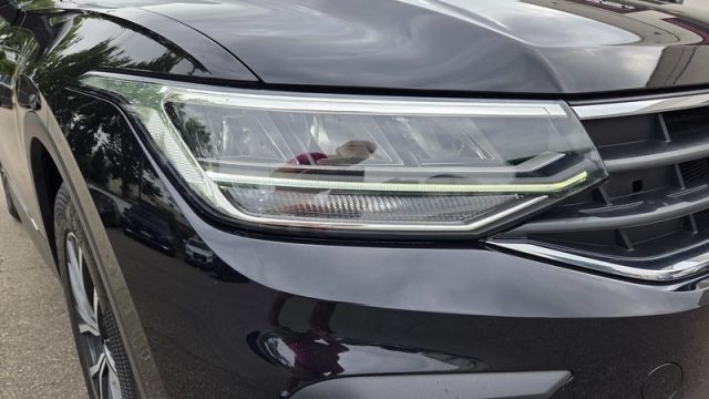 VOLKSWAGEN Tiguan usata, con Boardcomputer