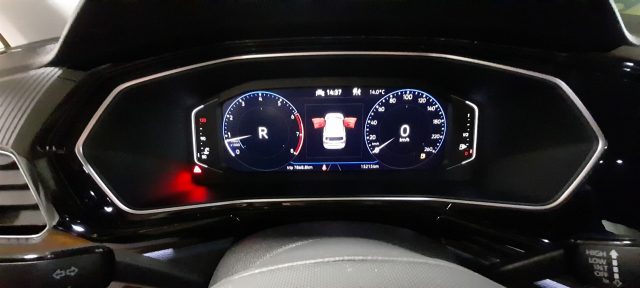 VOLKSWAGEN T-Cross usata 31