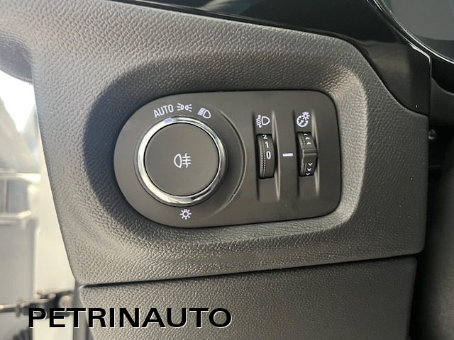 OPEL Corsa usata, con Climatizzatore