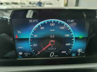 MERCEDES-BENZ CLA 200 usata, con Fari LED