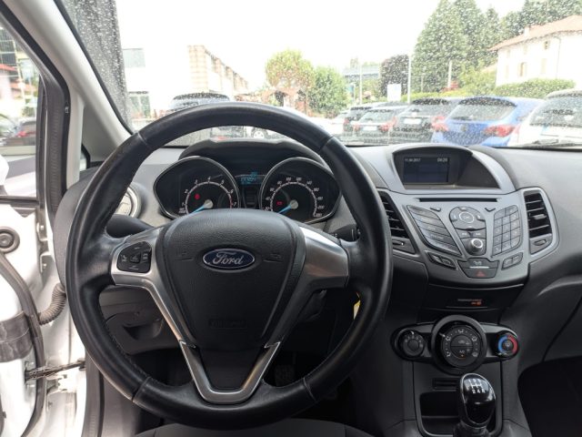 FORD Fiesta usata, con Cruise Control