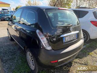 LANCIA Ypsilon usata, con Autoradio