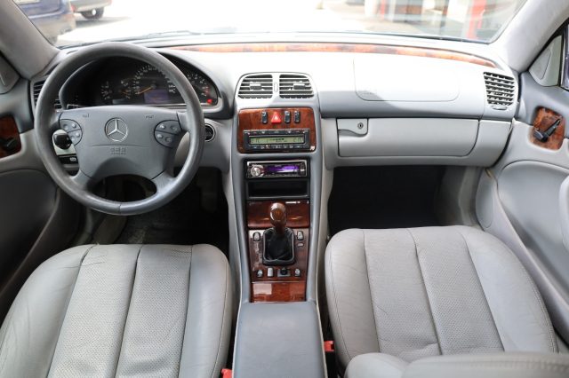 MERCEDES-BENZ CLK 200 usata, con Volante in pelle