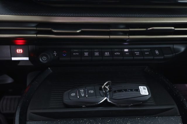 LANCIA Ypsilon usata 12