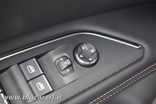 PEUGEOT 5008 usata, con Riconoscimento dei segnali stradali