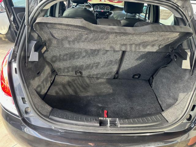 LANCIA Ypsilon usata, con Volante in pelle