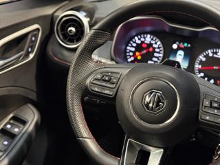 MG ZS usata, con Touch screen