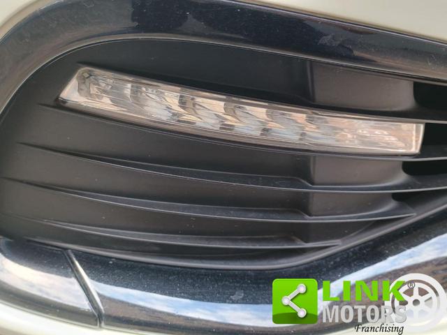 RENAULT Clio usata, con Fari LED