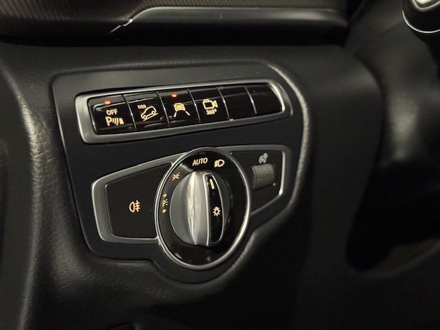 MERCEDES-BENZ V 250 usata, con MP3