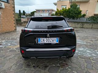 PEUGEOT 2008 usata, con Autoradio