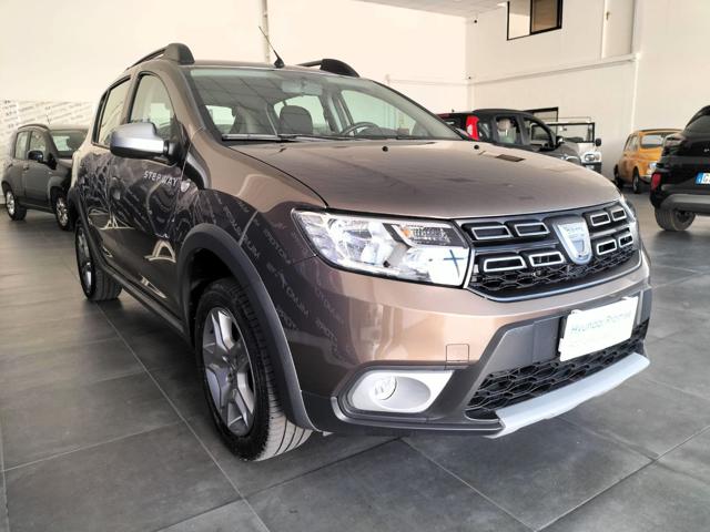 DACIA Sandero usata, con Autoradio