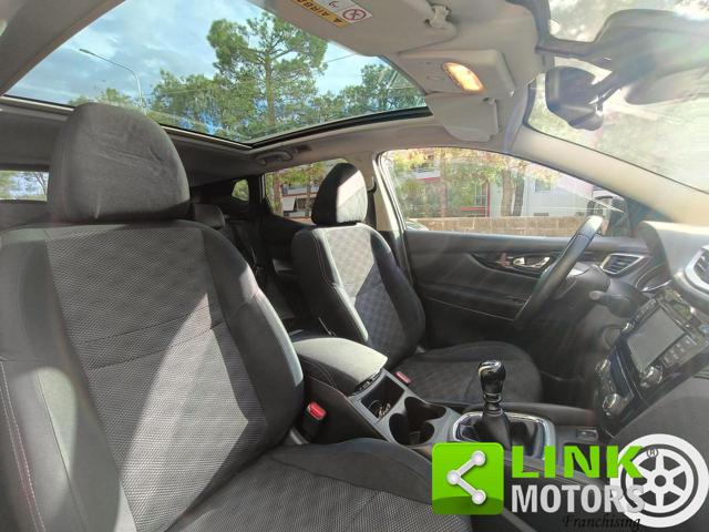 NISSAN Qashqai usata, con Sedile posteriore sdoppiato