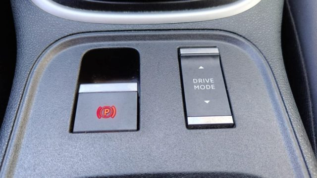 JEEP Avenger usata, con Bluetooth