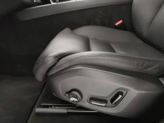 VOLVO XC60 usata, con Sistema di navigazione