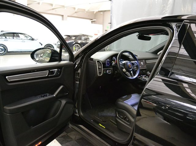 PORSCHE Cayenne usata, con Airbag