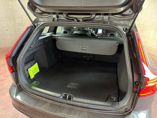 VOLVO V60 usata, con Fari LED