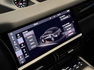 PORSCHE Cayenne usata, con Park Distance Control