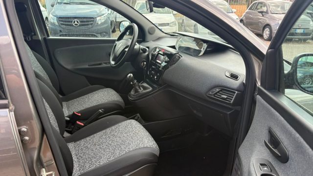 LANCIA Ypsilon usata, con Specchietti laterali elettrici