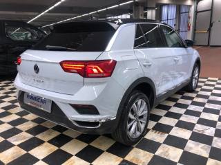 VOLKSWAGEN T-Roc usata, con Autoradio