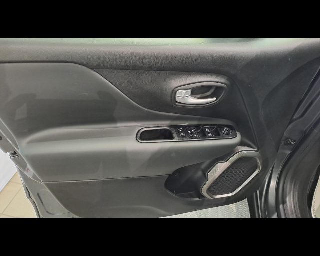 JEEP Renegade usata, con Supporto lombare