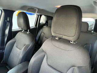 JEEP Renegade usata, con USB